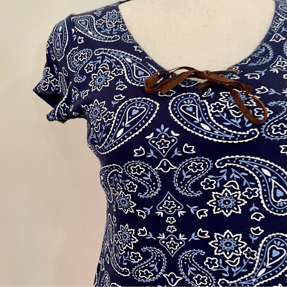 Vintage Y2K Paisley Tie Front T-Shirt